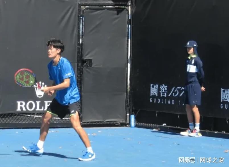 开云体育登录入口-美国华裔黑马伤退无缘挑战阿卡，要拿澳网冠军的15岁中国少女夺冠